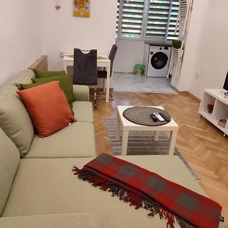 Desafinado Appartement Burgas Stad Buitenkant foto